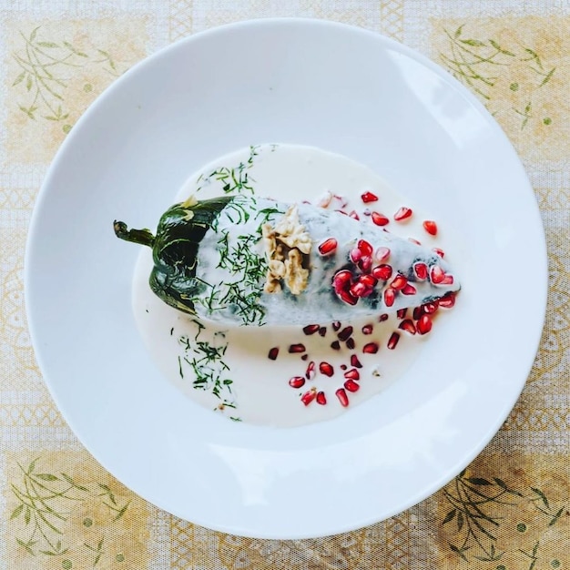 Talerz z autorskim daniem